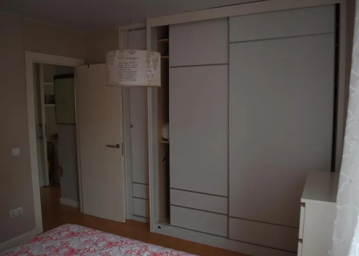 Pisazo Reformado En El Centro Con Garaje Privado 桑坦德